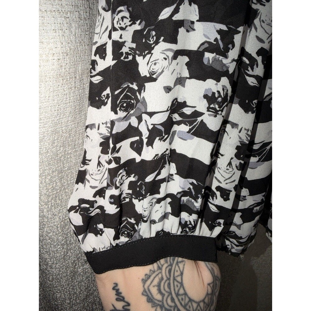 NEW City Chic Black Rose Long Sleeve Blouse Tunic Top Size XL - Picture 7 of 9